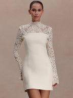 שמלת מיני שמנת עם שרוולי תחרה